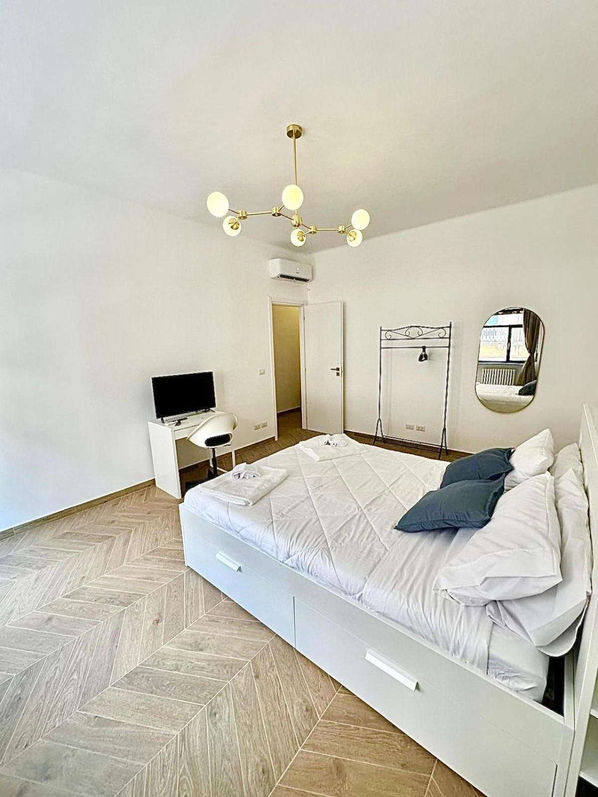 Suite Dante 262 Bari Exterior foto