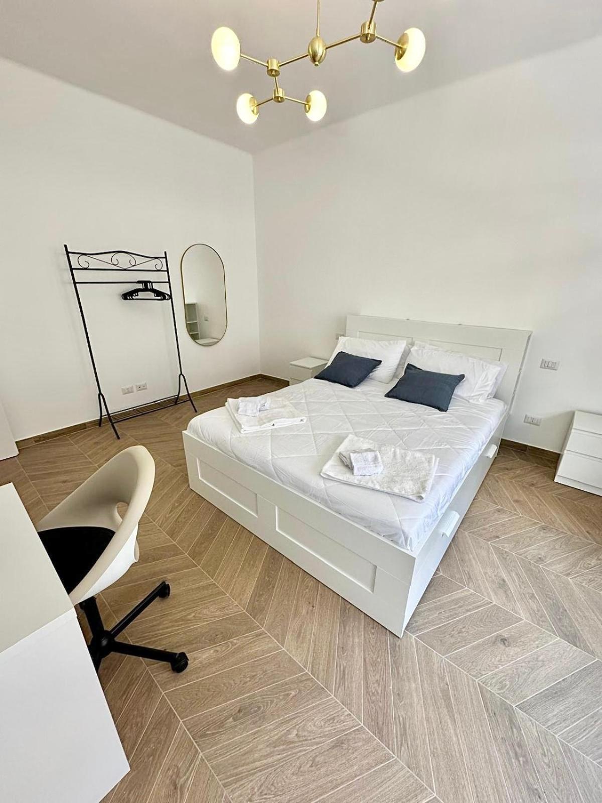 Suite Dante 262 Bari Exterior foto